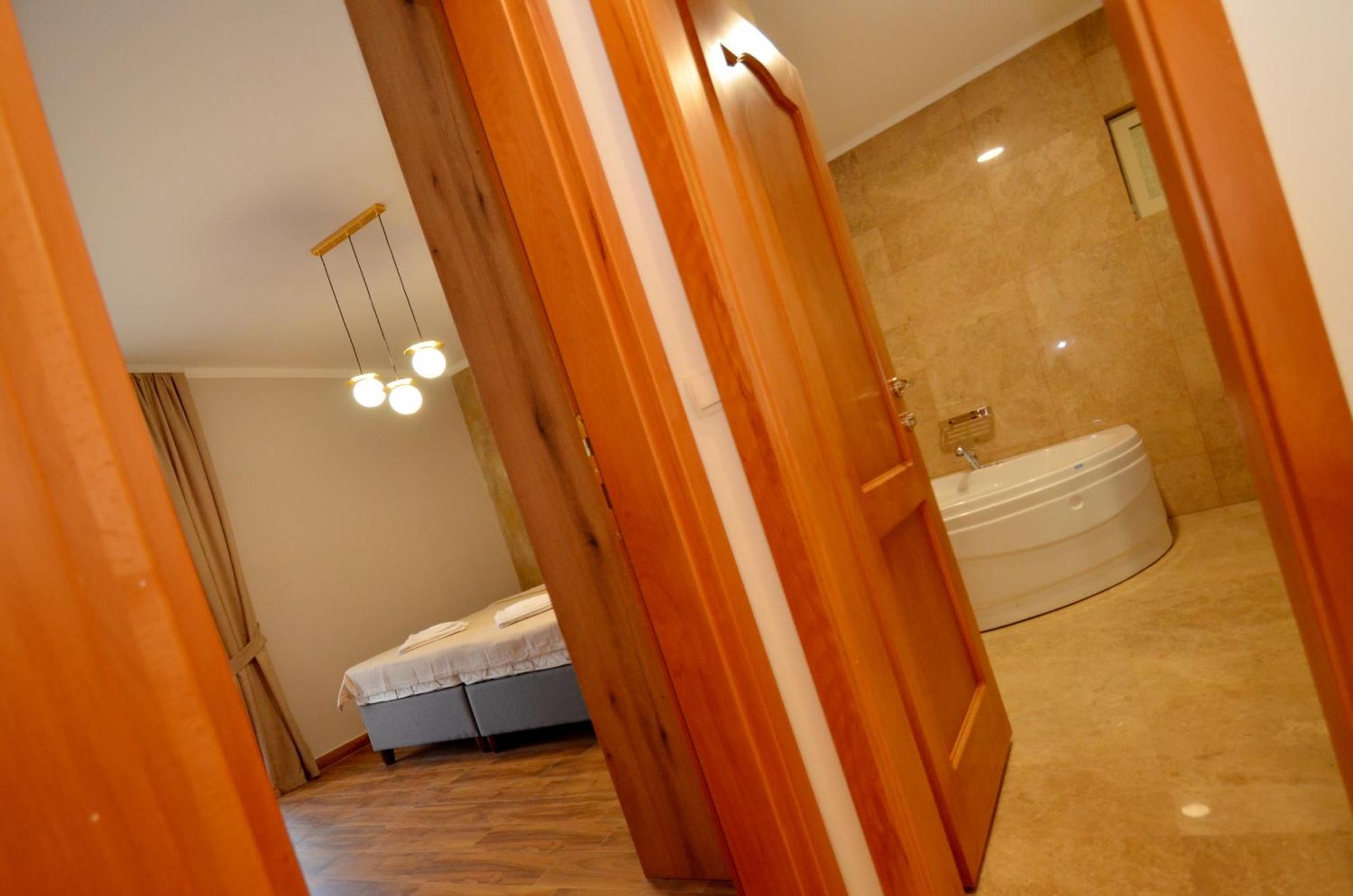 Boka Devine Residence Kotor Room photo